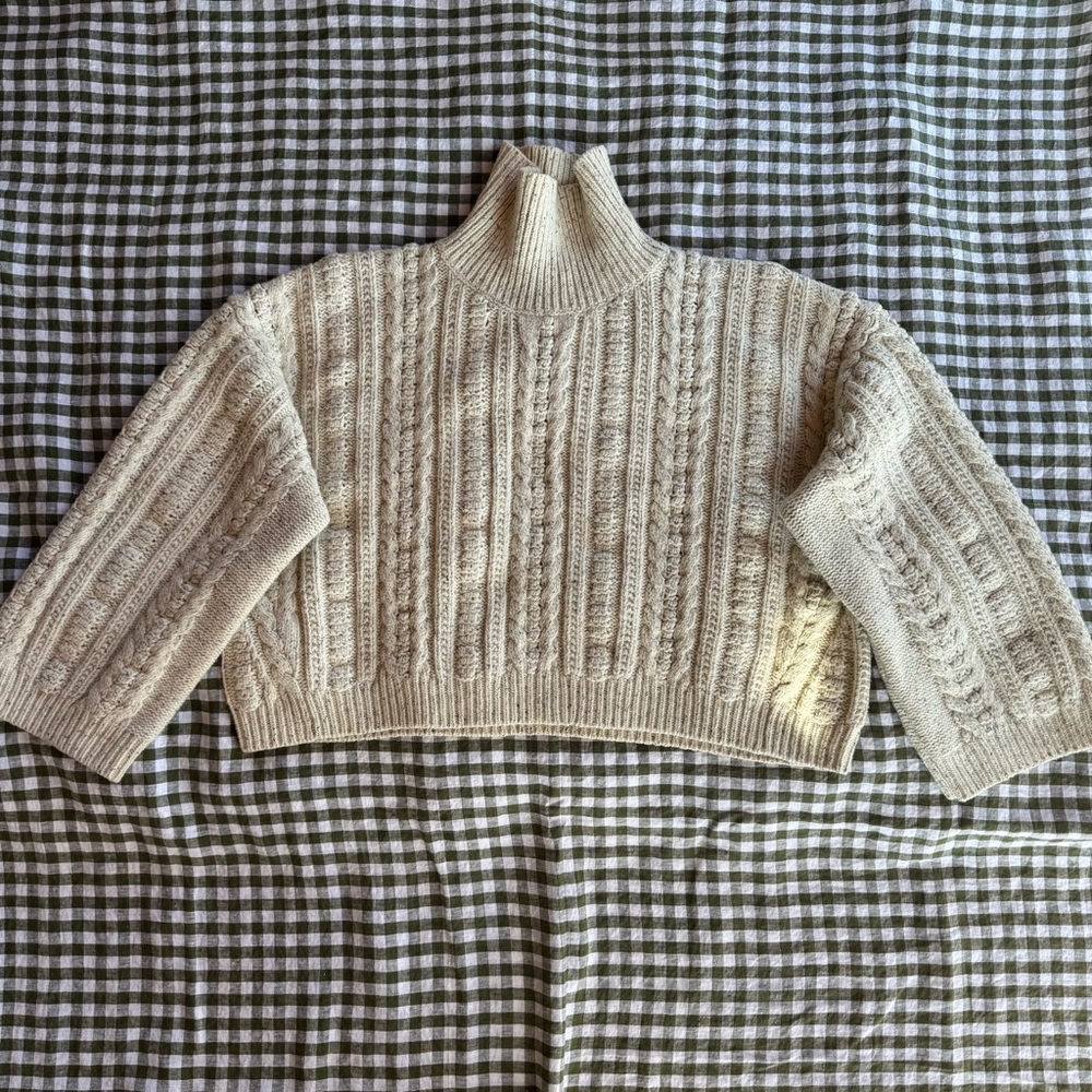 Toteme Cream Oversized Turtleneck Sweater - S